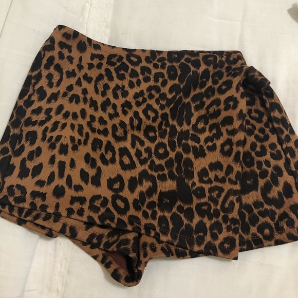 Leopard skort - Picture 3 of 5